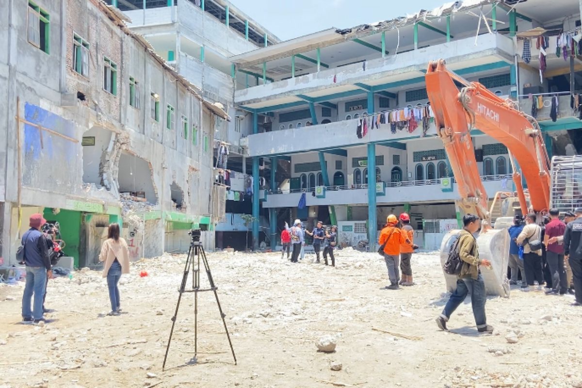 Kasus Ambruknya Ponpes Al Khoziny Sidoarjo, 17 Saksi Diperiksa