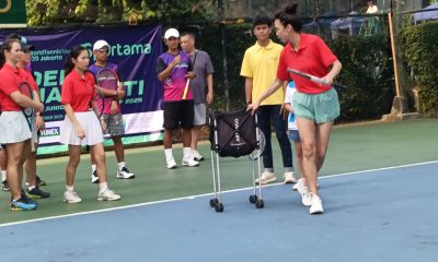 Mantan Ratu Tenis Indonesia Angelique "Angie" Widjaja Dkk Turun Gunung Gelar Coaching Clinic Kenang Pelatihnya Deddy Tedjamukti