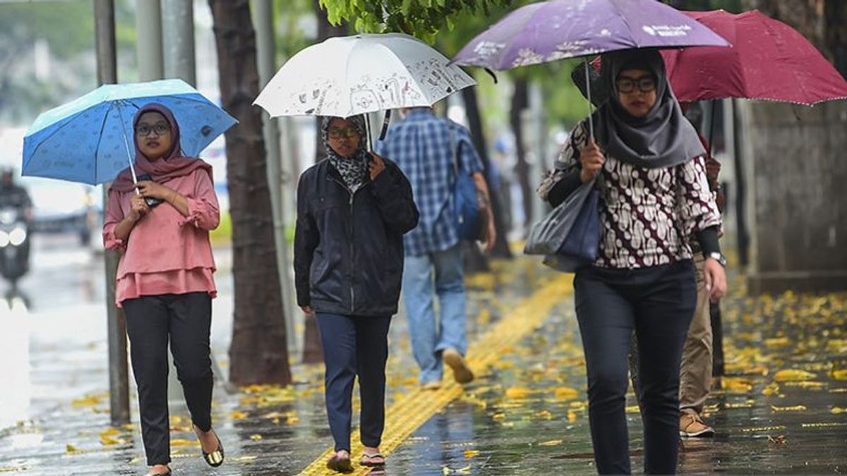 Cuaca Jakarta 7 November 2025 : Hujan Diprediksi Turun pada Siang dan Sore Hari