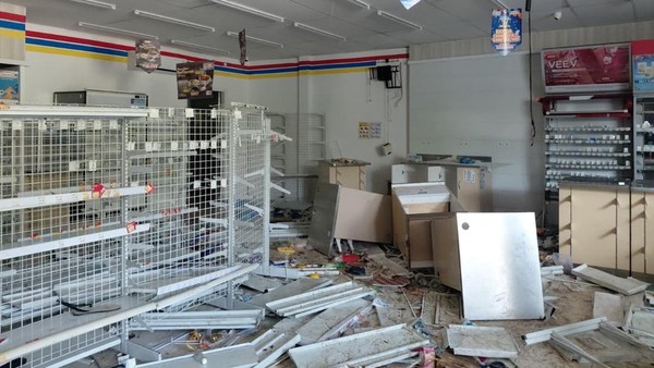 Akibat Akses Jalur Bantuan Terputus, Indomaret di Sibolga Dijarah Massa