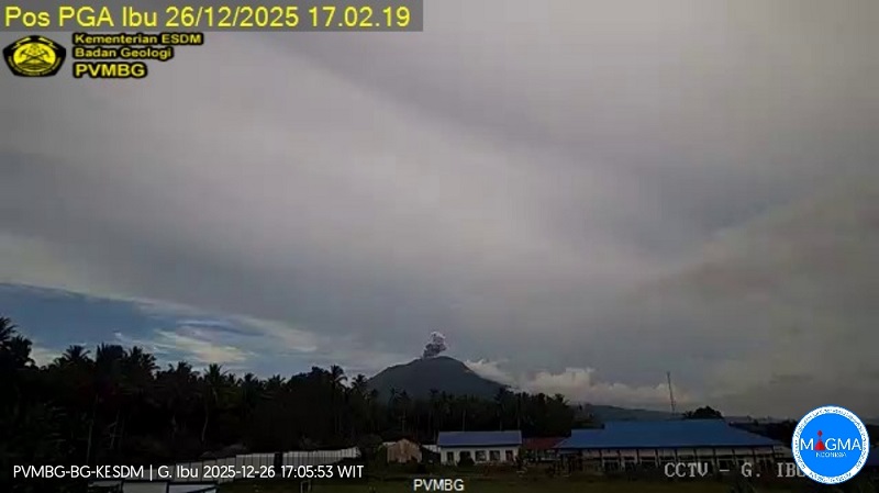 Sampai Jumat Sore, Gunung Ibu di Malut Sembilan Kali Erupsi dengan Tinggi Letusan Mencapai 600 Meter