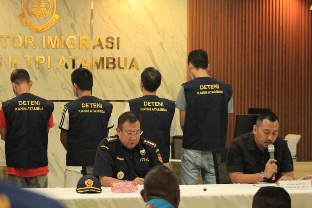 Gagalkan Penyeludupan Rokok Ilegal, Kanim Atambua Raih Penghargaan Bhakti Chandra Pratama