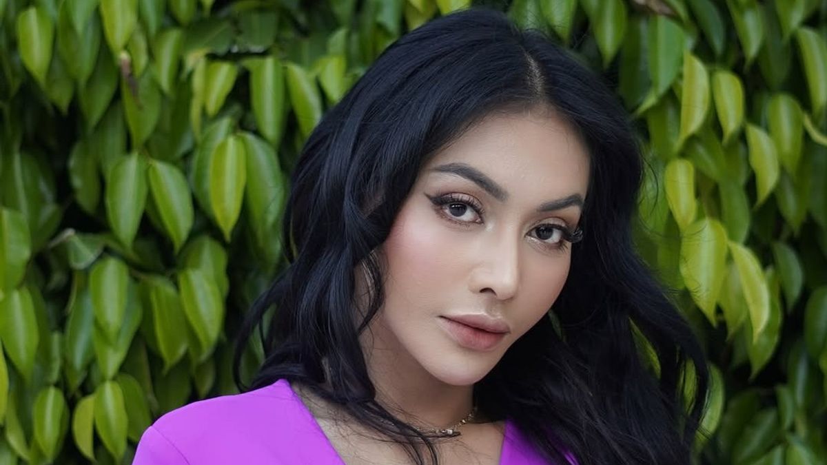 Ressa yang Mengaku Anak Biologis Denada, Ajukan Gugatan Rp 7 Miliar ke PN Banyuwangi