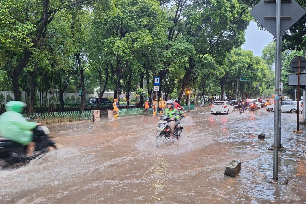 Pagi Ini, 125 RT dan 14 Ruas Jalan di Jakarta Masih Terendam