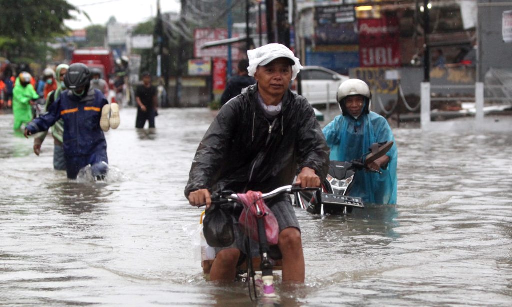 Cuaca Jakarta 23 Januari 2026 : BMKG Tetapkan Status Awas, Bakal Diguyur Hujan Lebat