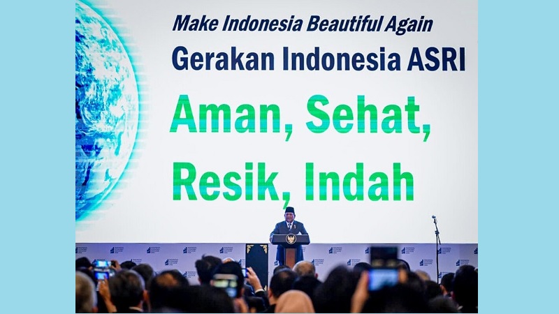 Presiden Prabowo Subianto memperkenalkan Gerakan "ASRI" saat menyampaikan sambutan pada acara Indonesia Economic Outlook 2026, yang digelar di Wisma Danantara Indonesia, Jakarta, pada Jumat, 13 Februari 2026. (BPMI Setpres)