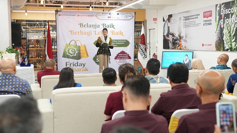 Wakil Menteri Perdagangan (Wamendag), Dyah Roro Esti menghadiri Kick Off Ceremony Friday Mubarak 2026 yang diselenggarakan oleh Asosiasi Pengusaha Ritel Indonesia (APRINDO) di Lotte Mart Kuningan City, Jakarta, mulai dari 11 Februari hingga 31 Maret 2026. (Kemendag)