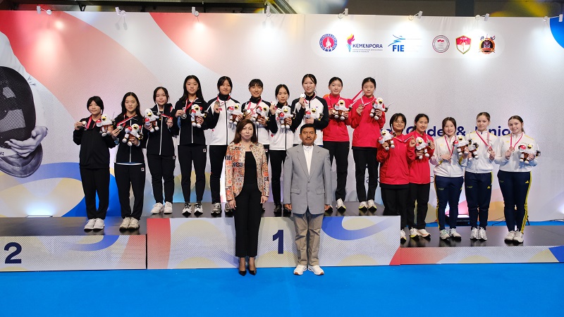 Hongkong, China dan Korsel Bagi Rata Emas Beregu Kejuaraan Anggar Kadet dan Junior Asia 2026
