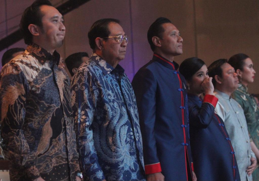AHY Tegaskan Demokrat Rumah Besar Keberagaman, Lukisan SBY Terjual Rp6,5 Miliar di Perayaan Imlek