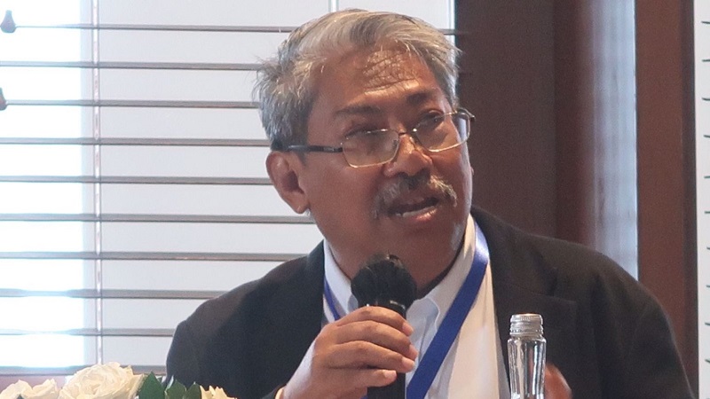 Ketua Majelis Pertimbangan Pusat PKS, Mulyanto, minta Pemerintah mengevaluasi secara komprehensif dan sungguh-sungguh keputusan Indonesia bergabung dalam keanggotaan Indonesia dalam Board of Peace (BoP).