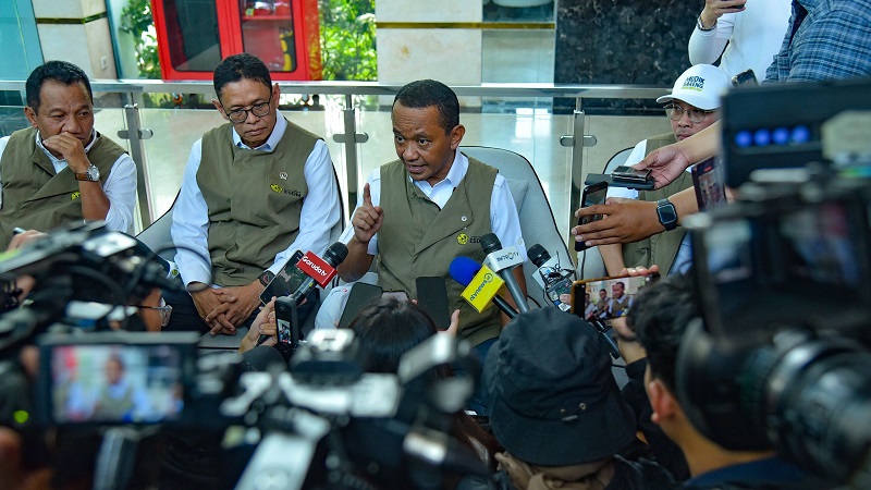 Angin Segar dari Selat Hormuz, Menteri Bahlil Pastikan Pasokan Energi Aman, Tepis Kenaikan Harga BBM