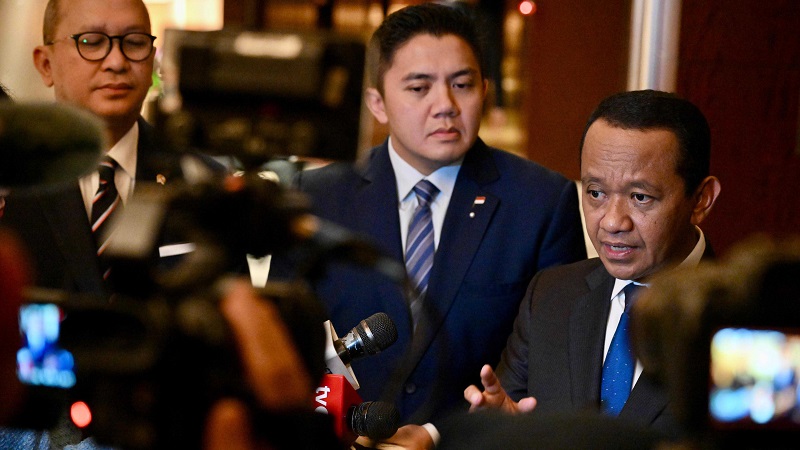 Menteri Energi dan Sumber Daya Mineral (ESDM) Bahlil Lahadalia menyampaikan bahwa dirinya mendapat penugasan langsung dari Presiden RI Prabowo Subianto untuk mengakselerasi dua agenda utama, yakni percepatan investasi transisi energi serta penyelesaian proyek strategis Blok Masela.