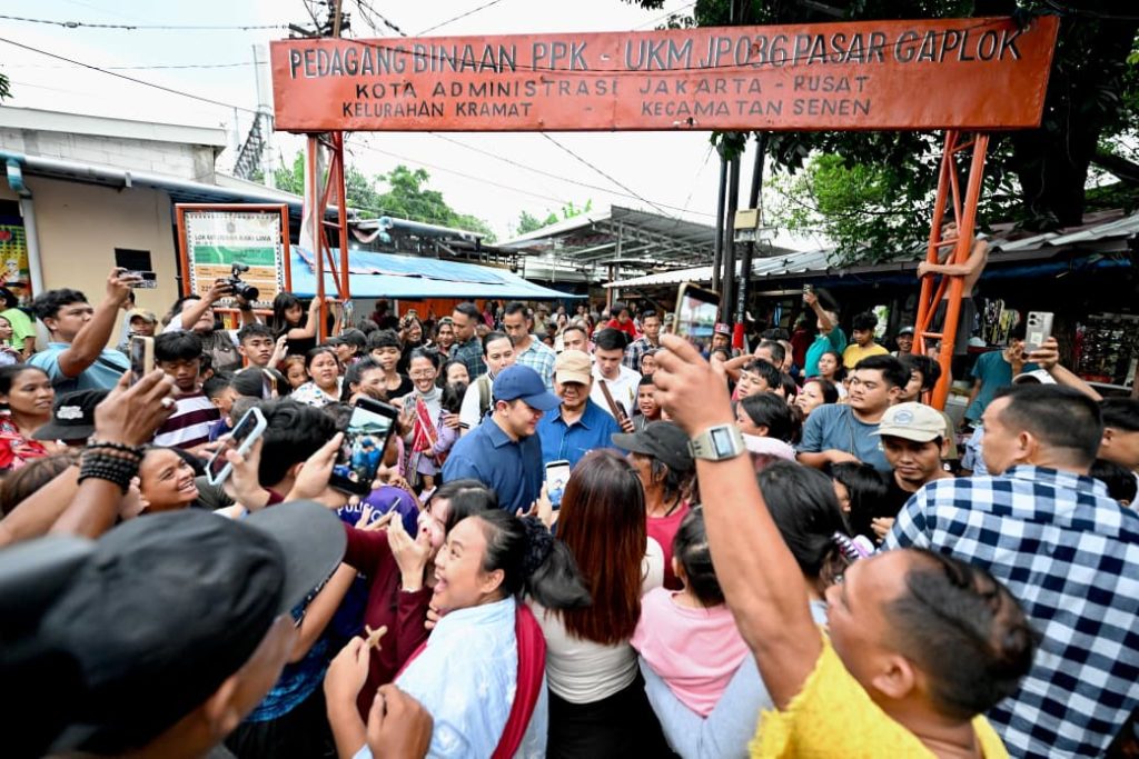 Presiden Prabowo Instruksikan Pembangunan Hunian Layak bagi Warga di Pinggir Rel