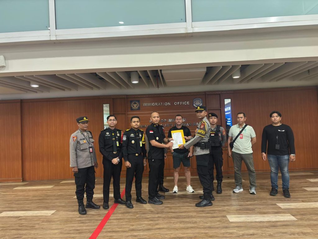 Amankan Buronan Interpol Asal Inggris, Imigrasi Ngurah Rai: Bali Bukan Tempat Pelarian Kriminal Internasional