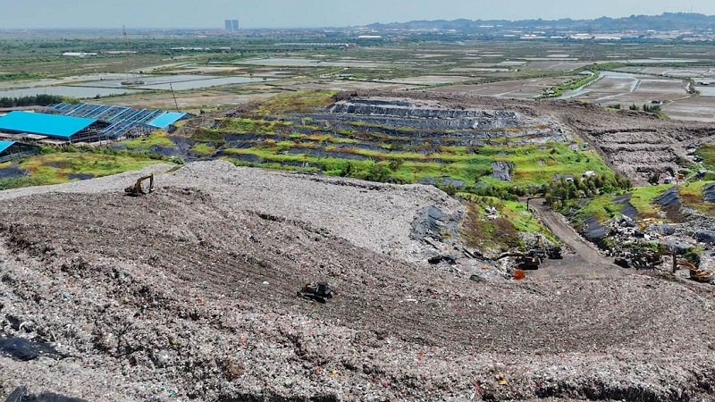 PT Sumber Organik yang membangun dan mengoperasikan Pembangkit Sampah menjadi Energi Listrik (PSEL) di TPA Benowo, Surabaya, Jawa Timur (Jatim), jadi contoh nyata sampah bisa berubah menjadi emas hitam dan energi. (Kementerian ESDM) 