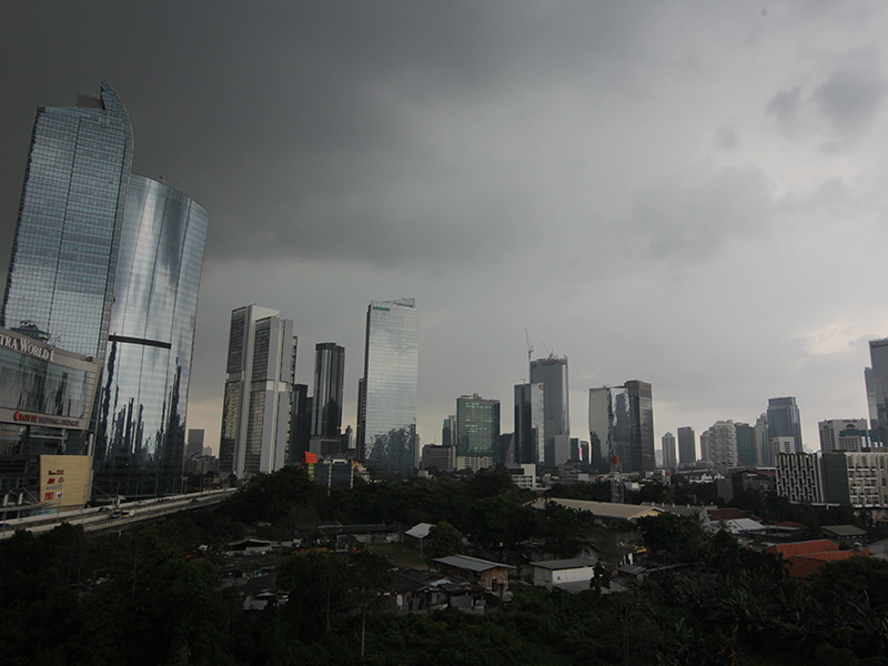 Warga Jakarta Diingatkan, Waspada Cuaca Ekstrem 6-9 April 2026