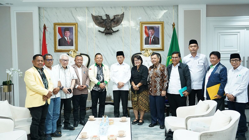 Menteri Agama (Menag) Nasaruddin Umar menerima Audiensi Ormas Keagamaan Katolik di kantor pusat Kementerian Agama (Kemenag), Jakarta, Senin (4/5/2026). (Kemenag)