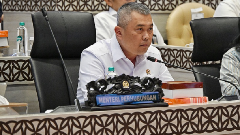 Menteri Perhubungan (Menhub) Dudy Purwagandhi dalam Rapat Kerja dengan Komisi V DPR RI, di Jakarta, Kamis (21/5/2026), mengemukakan Kementerian Perhubungan (Kemenhub) melakukan berbagai langkah evaluasi, perbaikan, dan peningkatan aspek keselamatan transportasi perkeretapian terkait dengan kecelakaan kereta api di Bekasi Timur lalu. (Kemenhub)