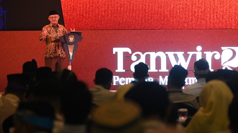 Menteri Pendidikan Dasar dan Menengah (Mendikdasmen) Abdul Mu’ti, membangun generasi yang tetap memiliki integritas dan nasionalisme yang kokoh sebagai kader bangsa. (Kemendikdasmen)