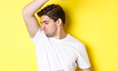 menghilangkan bau badan