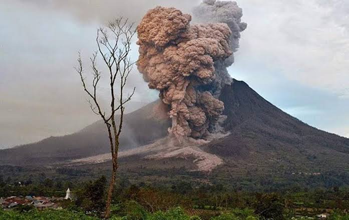 Erupsi Gunung Dukono Tewaskan Tiga Pendaki, 2 WNA dan 1 WNI