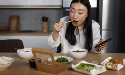 menahan nafsu makan