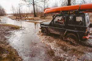 perawatan mobil bekas banjir