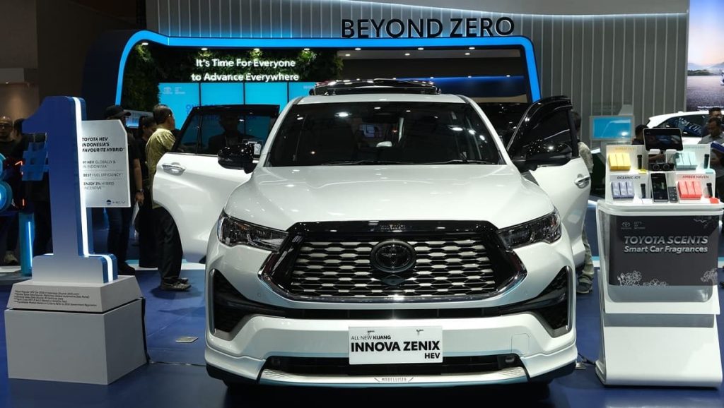 Daftar 20 Mobil Terlaris April 2026: Kijang Innova Kembali Memimpin, Veloz Hybrid Tembus Lima Besar