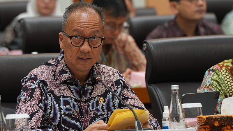 Menteri Perindustrian (Menperin) Agus Gumiwang Kartasasmita (AGK) dalam Rapat Kerja dengan Komisi VII DPR RI di Jakarta, usul tambah anggaran Rp1,59 Triliun, Kemenperin fokus perkuat industri kecil dan Program Prioritas Nasional. (Kemenperin)