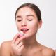 cara mencerahkan bibir