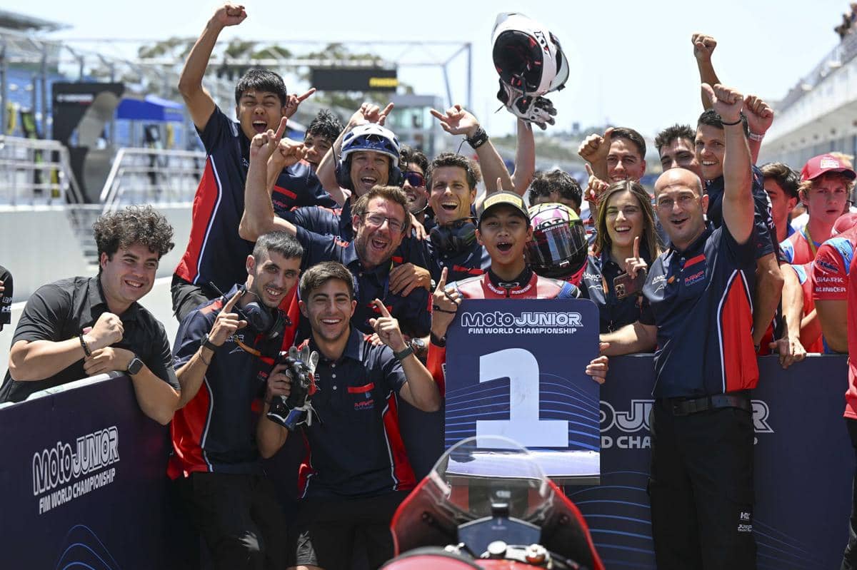 Kiandra cetak sejarah baru, naik podium di Estoril. (Foto : istimewa)