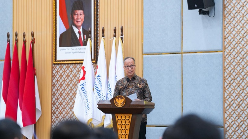 Menteri Perindustrian (Menperin) Agus Gumiwang Kartasasmita menjelaskan, pengelolaan tata kelola bahan kimia tidak hanya ditujukan untuk memenuhi syarat aksesi OECD, namun juga sebagai bagian dari upaya mewujudkan sektor industri bahan kimia nasional yang lebih aman, berdaya saing, dan berkelanjutan. 
