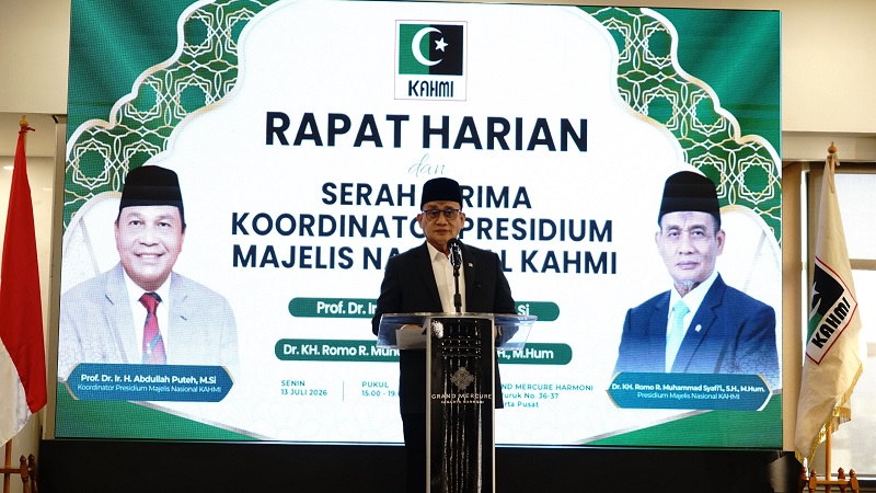 Wakil Menteri Agama (Wamenag) Muhammad Romo Syafi'i memberikan sambutan usai terpilih sebagai Koordinator Presidium Majelis Nasional KAHMI di Jakarta, Senin (13/7/2026). (Kemenag)