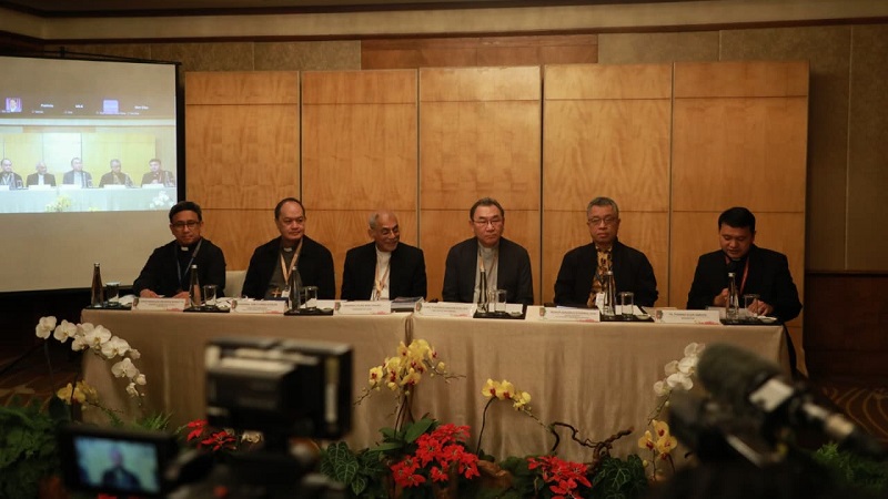 Presiden Federasi Konferensi Waligereja Asia atau Federation of Asian Bishops’ Conferences (FABC) Kardinal Filipe Neri Ferrão pada Konferensi Pers Plenary Assembly XII FABC di Jakarta, Senin (20/7/2026). (Foto: Istimewa)