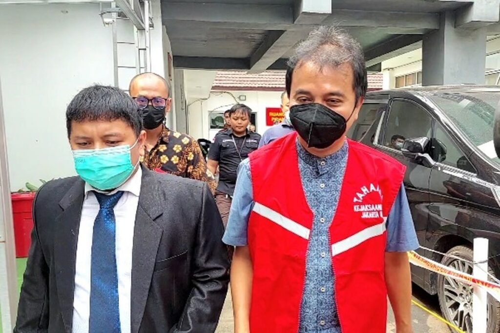 Akhirnya Roy Suryo Resmi Ditetapkan sebagai Tersangka dalam Kasus Fitnah Ijazah Jokowi