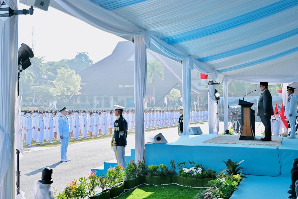 Prabowo Lantik 1.204 Pamong Praja Muda IPDN Angkatan XXXIII Tahun 2026