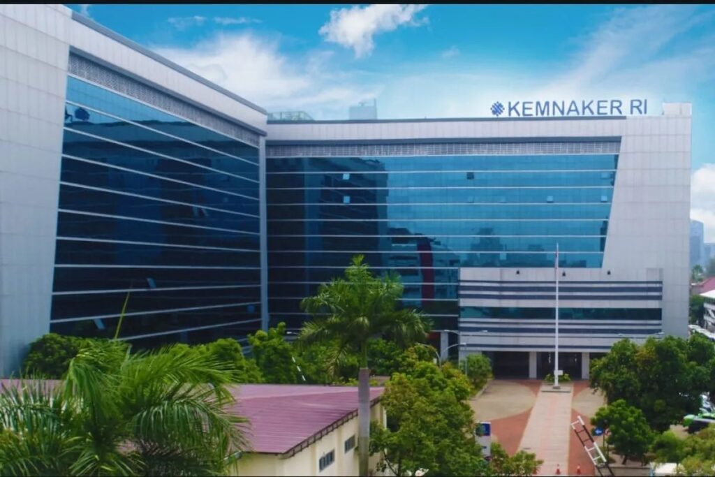 Wamenaker: Pelatihan Vokasi Nasional Siapkan SDM Siap Kerja dan Sesuai Kebutuhan Industri