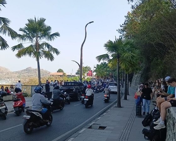 Pasca Gempa M 7,7 NTT: 986 Wisatawan Berhasil Dipulangkan ke Labuan Bajo, Penutupan Festival Golo Koe Dihentikan