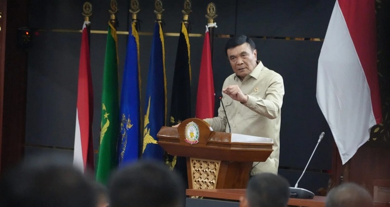 Menteri Koordinator Bidang Politik dan Keamanan (Menko Polkam) Jenderal TNI (Purn.) Djamari Chaniago mengajak para Perwira Siswa (Pasis) Dikreg LXVIII SeskoAD untuk mempersiapkan diri menjadi pemimpin yang berintegritas, mampu memberikan keteladanan, dan senantiasa menjunjung keadilan bagi rakyat.