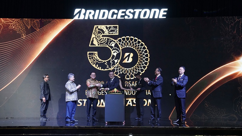 Menteri Perdagangan (Mendag), Budi Santoso (Busan) menghadiri  acara Perayaan 50 Tahun Bridgestone Indonesia yang berlangsung di Jakarta, Senin (24/8/2026). (Foto: Kemendag)