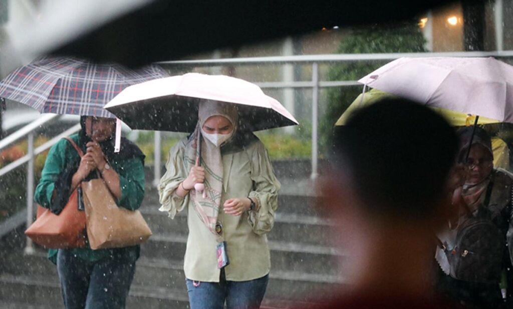 Cuaca Jakarta 3 Agustus 2026 : Sebagian Cerah, Sebagian Bakal Diguyur Hujan Ringan
