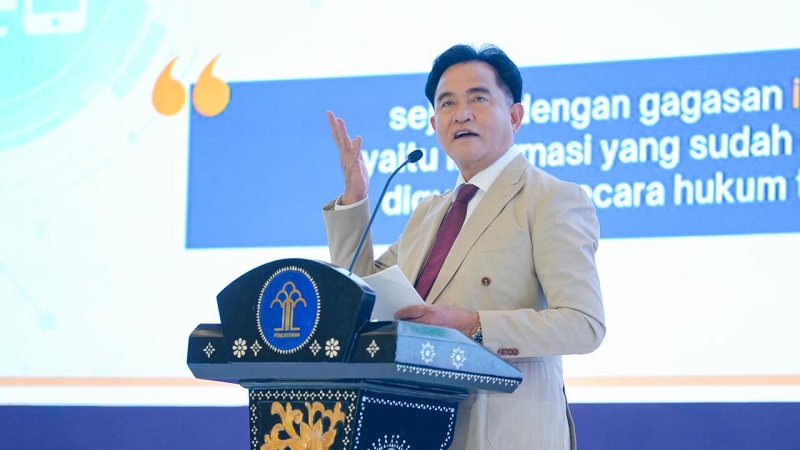 Menteri Koordinator Bidang Hukum, Hak Asasi Manusia, Imigrasi, dan Pemasyarakatan (Menko Kumham Imipas), Yusril Ihza Mahendra menjadi Keynote Speech dalam Ministerial Dialogue Layanan AHU Berdampak di Convention Center Trans Luxury Hotel, Bandung, Senin (31/8/2026). (Foto: Kemenko Kumham Imipas)