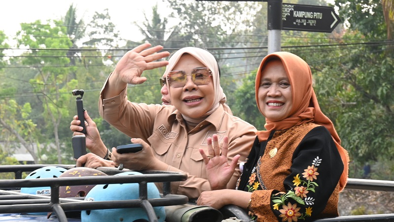 Anggota Komisi VII DPR RI Rahmawati menilai ketika desa wisata mulai menyasar wisatawan mancanegara, masyarakat sebagai pelaku utama destinasi harus memiliki kemampuan memberikan pelayanan yang profesional dan komunikatif. (Foto: dpr.go.id)