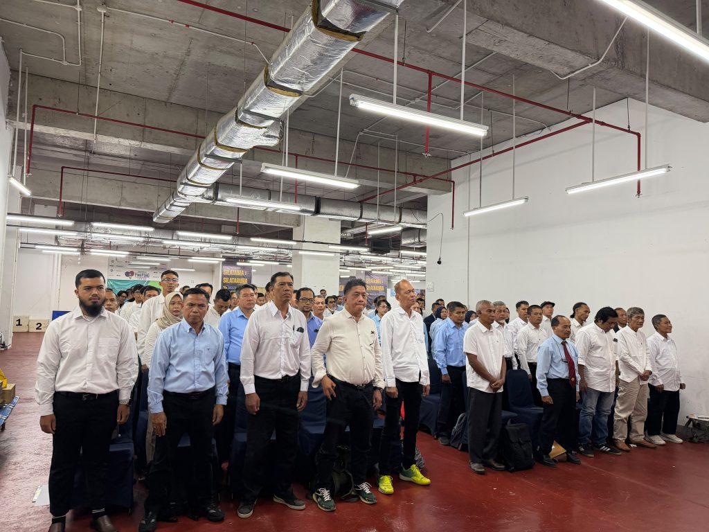 Dibuka Ketua Umum PB PTMSI Peter Layardi Lay, Peserta Pelatihan Wasit dan Pelatih Membludak