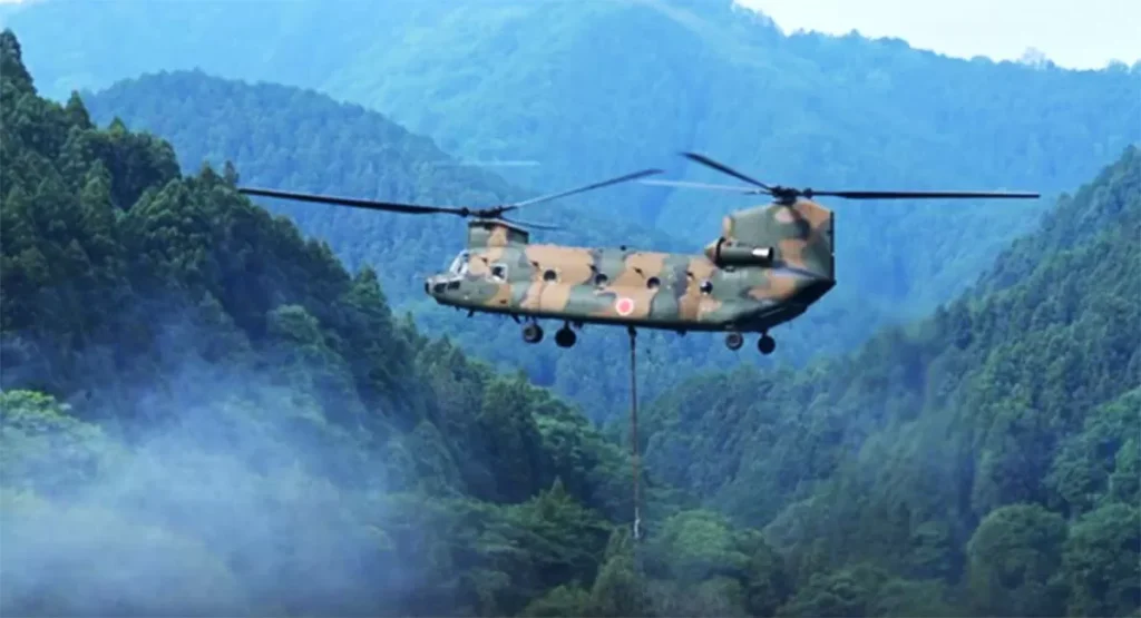 Tiga Helikopter Chinook Jepang Tiba di Kalbar, Siap Bantu Pemadaman Karhutla